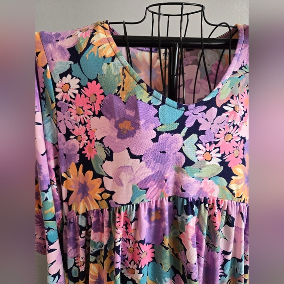 Haptics Floral V-Neck Quarter Sleeve Easter Spring Dress - Picture 4 of 9